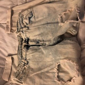 VIP ripped boyfriend jeans